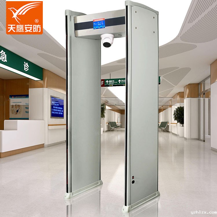 TCS-9016D远距离热成像测温门-彩色触摸屏