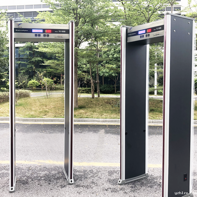 深华世纪北京公司安装hth官方登录入口金属安检门TC-100D.png