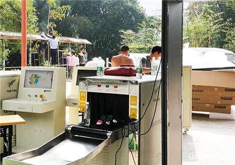 云峰发电厂安装hth官方登录入口防雨安检门TC-300B