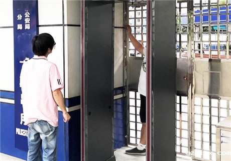 金属安检门的应用