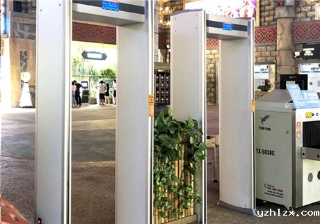 河南商丘张弓镇卫生院安装hth官方登录入口测温门TCS-9016D